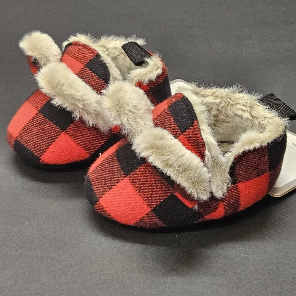 Holiday Time Family Bear Baby Unisex Red &‎ Black Plaid Slippers Size 6-9 Months